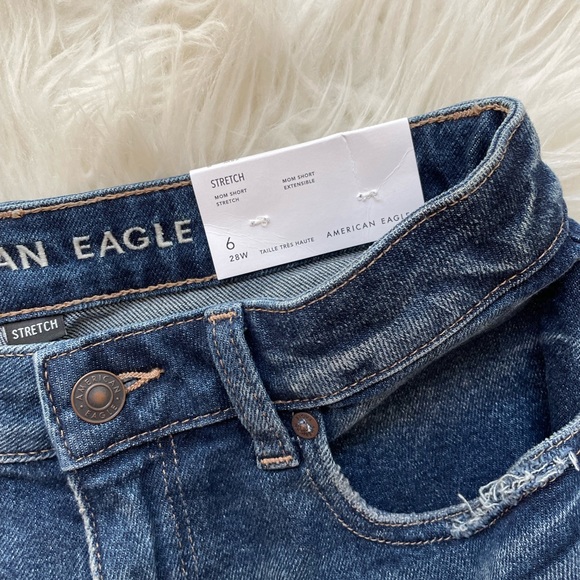 American Eagle Stretch Destructive Mom Shorts High Waist 6/28 NWT - Picture 4 of 7